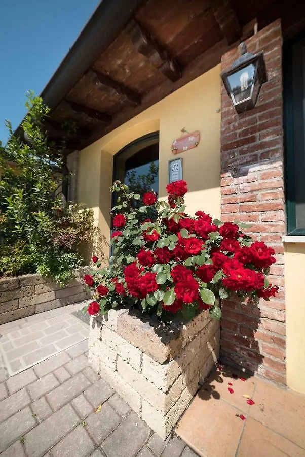 Nocleg ze śniadaniem Bed and Breakfast Rifugio San Lorenzo Porto Mantovano