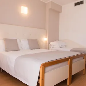 https://hotel-ardea.riccione-hotels.org